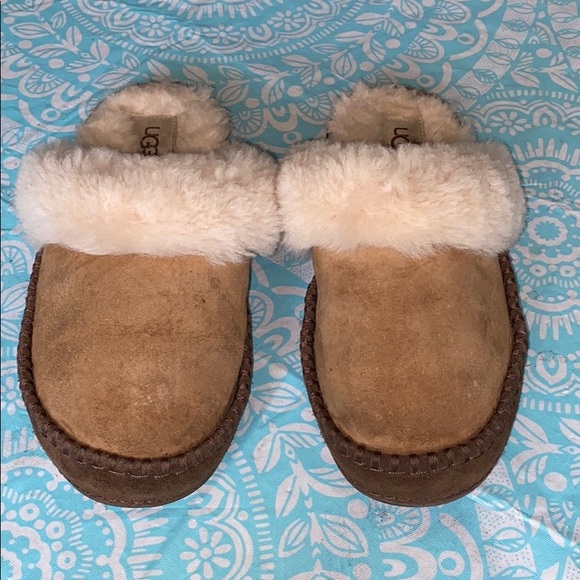 ugg aira slippers